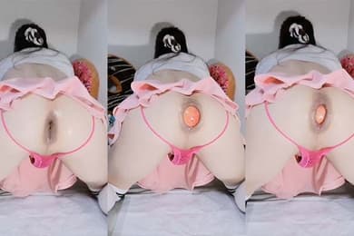 小姐姐让你看看她的屁眼与鲍鱼