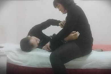 光头强探花红灯区找骚女技师按摩一番掏出奶子吸吮肉感身材大奶子主动骑乘爆操两个奶子操的直晃动