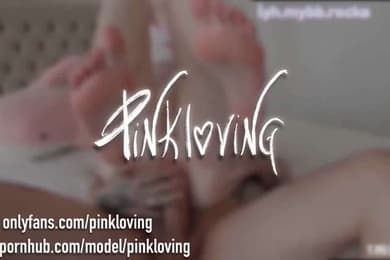 甜美可爱萝莉pinkloving粉嫩白虎小蝴蝶迎接哥哥大鸡巴无情摧残