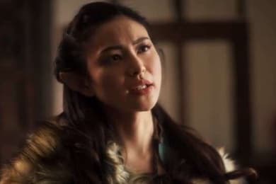 亚裔女骑士被国王暴力性侵