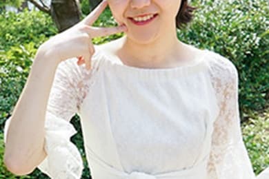一个伪装成单纯的淫荡少女。水无月的眼泪