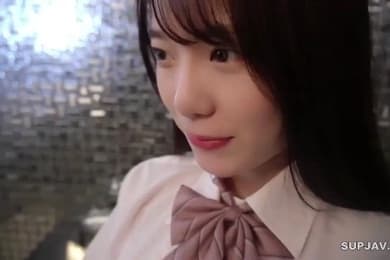 元气满满清纯美眉