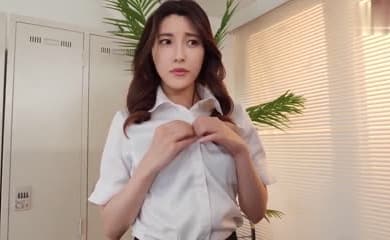 VEMA-192ノーパン出勤がバレて性社畜と化した美人上司と精子尽きるまで絡み合う濃厚中出し性交森沢かな
