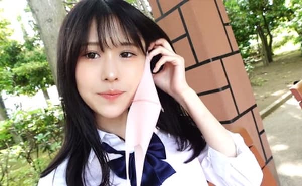 FC2 史上絶対に見逃せない極上素人女優22名を無修正で収録。