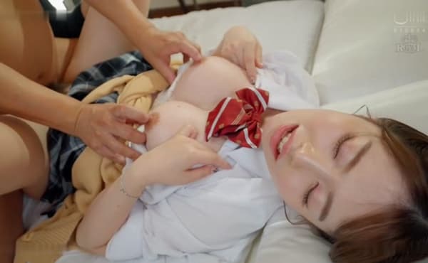 【敗因:激ピス子宮ノック】自称不感症のパパ活マ○コを何度も焦らして開発したらイキ潮吹いて堕ちました 小栗操Uncensored-ROYD-307