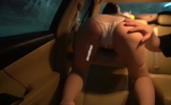 把秘书骗到地下车库,骚逼内裤塞着跳蛋,看我怎么折磨死你!